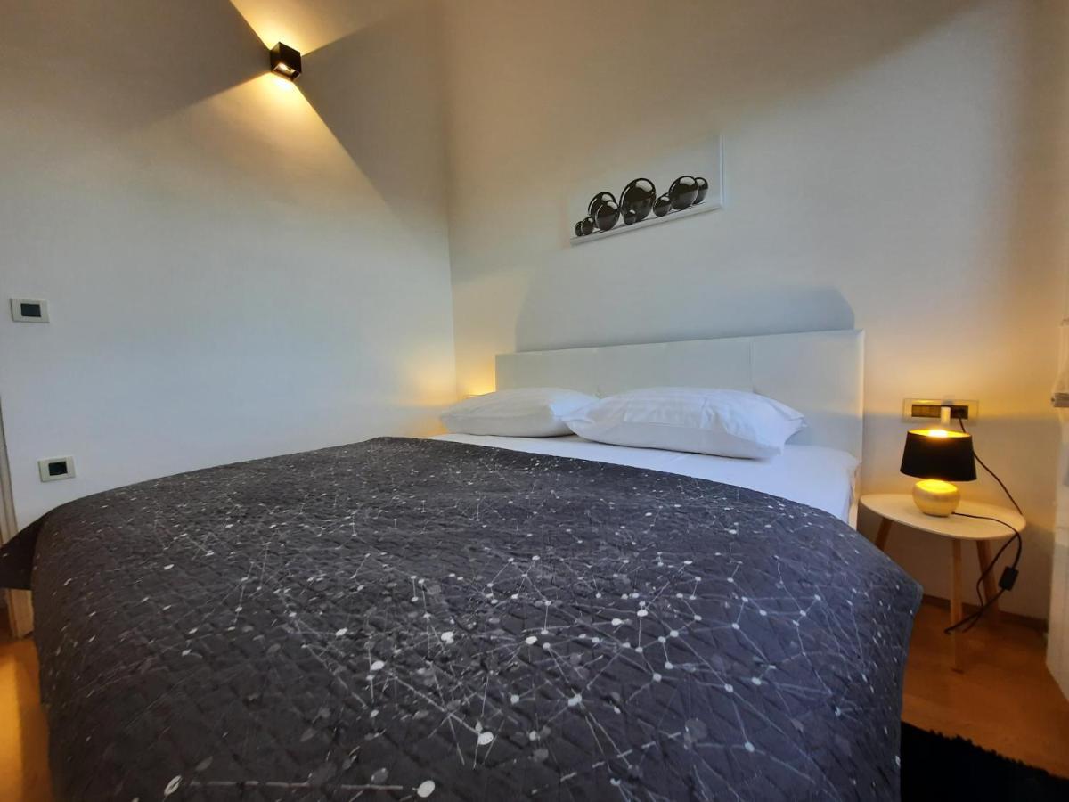 Apartman Sofia 波雷奇 外观 照片